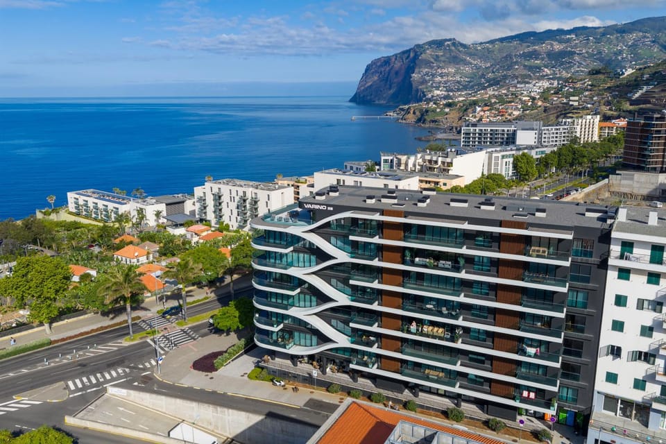 Day, Natural landscape, Bird's eye view, Sea view, Location