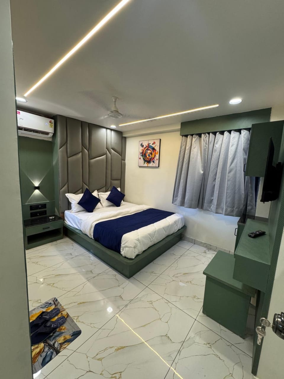 Hotel Paris Gandhinagar Hotel in Gandhinagar