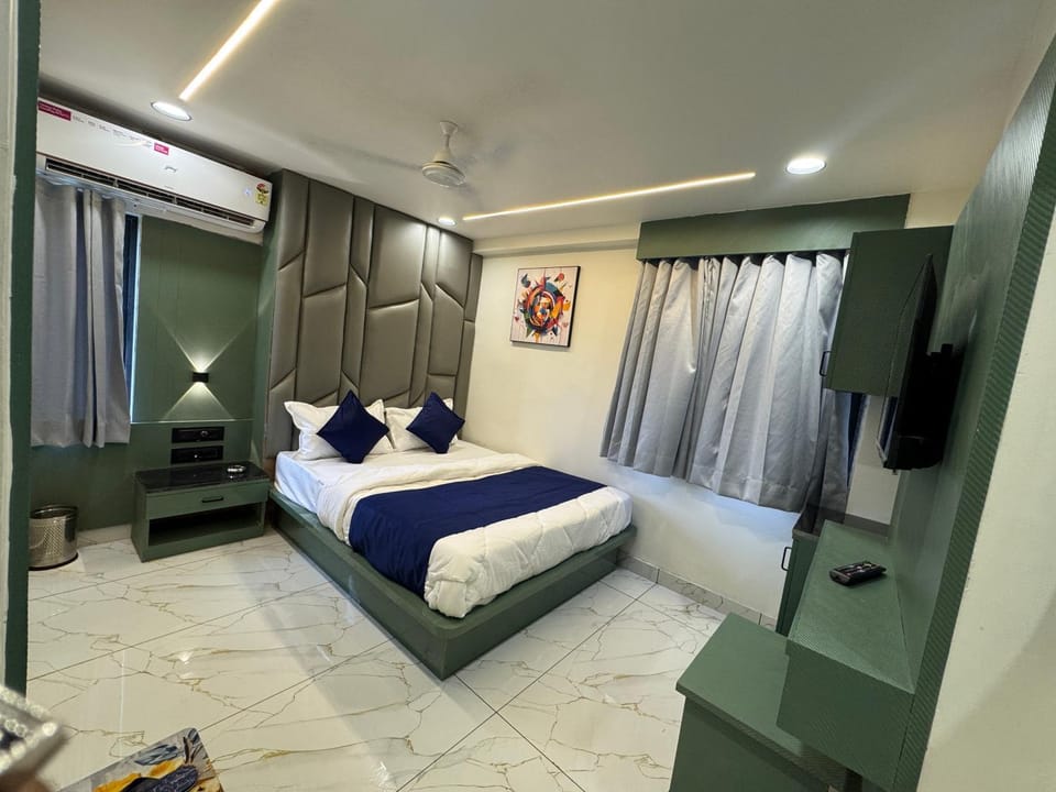 Hotel Paris Gandhinagar Hotel in Gandhinagar
