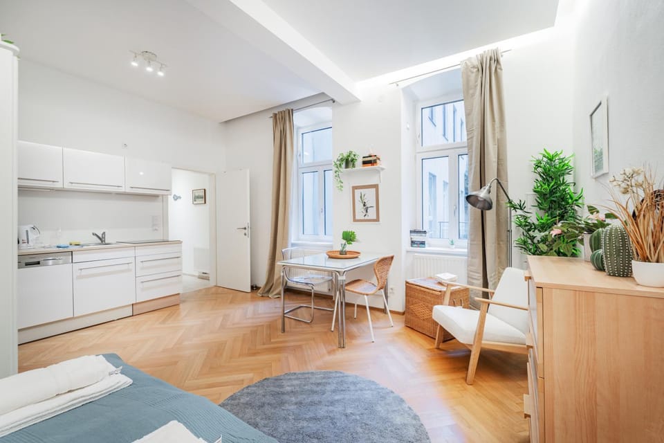 Kitchen or kitchenette, Living room, Photo of the whole room, Seating area