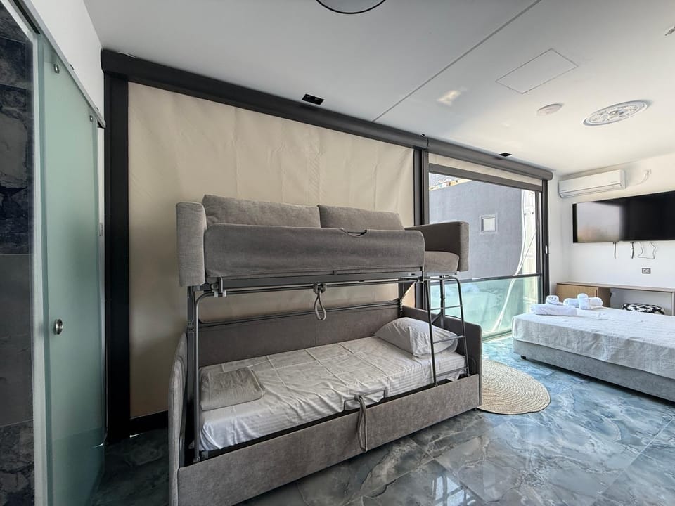 Parrot Papagalakia 109 Apartment in Islands