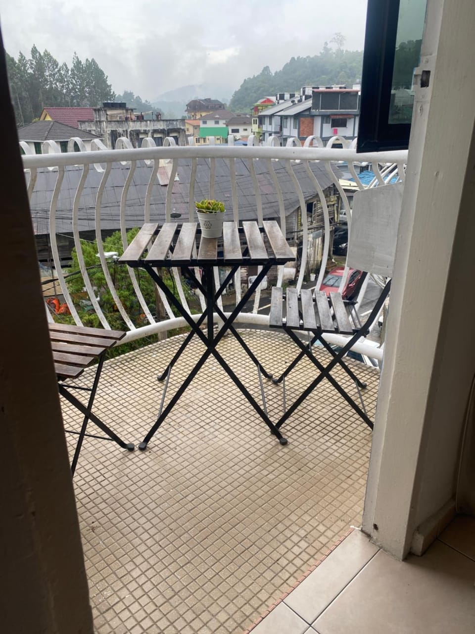 Dogs and Cats Friendly Everything English Home Apartment in Brinchang