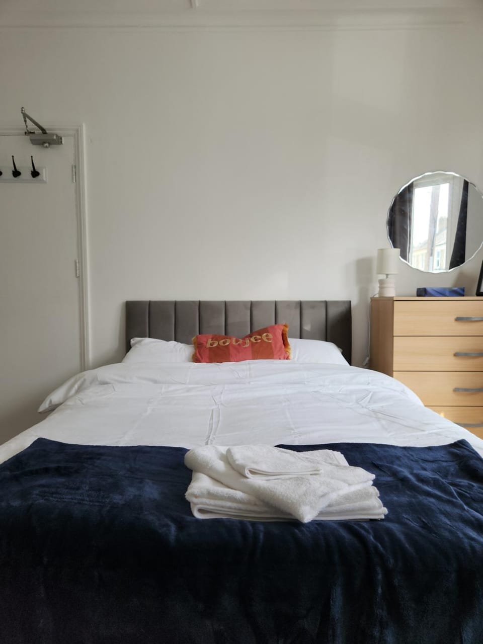 Oxford Exclusive Room Ruskin Vacation rental in Oxford
