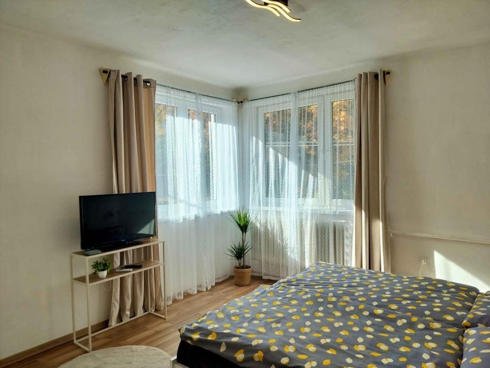 TV and multimedia, Bedroom