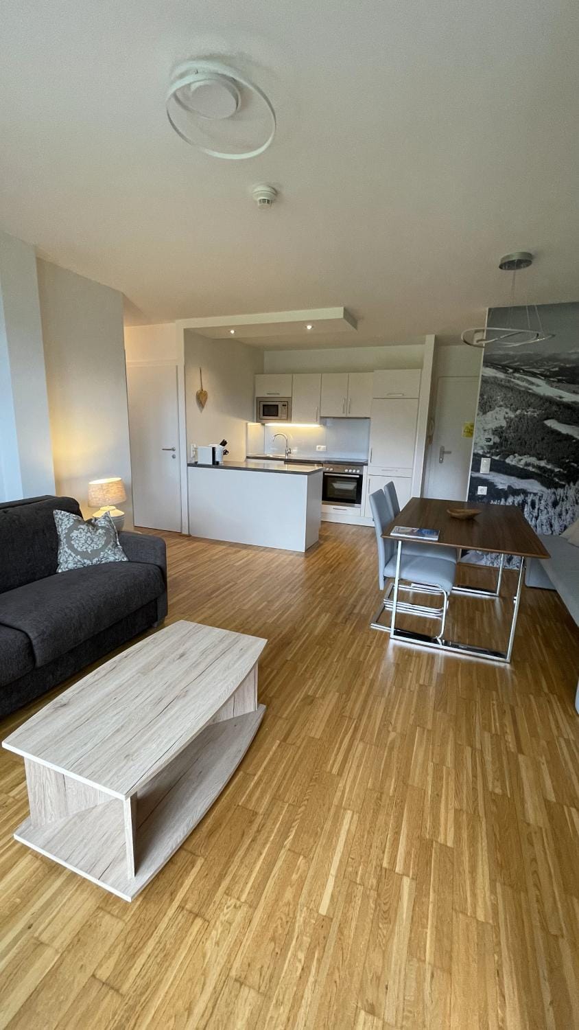 Kitchen or kitchenette, Seating area, Dining area