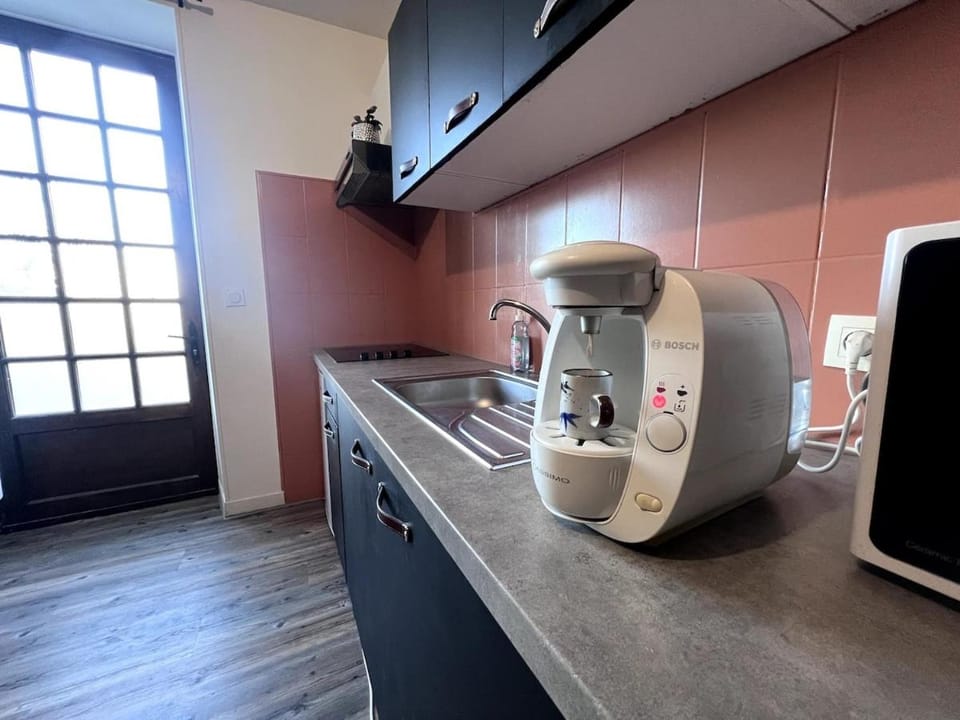 Coffee/tea facilities, Kitchen or kitchenette