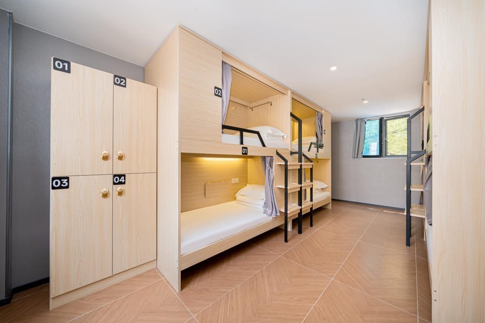 bunk bed