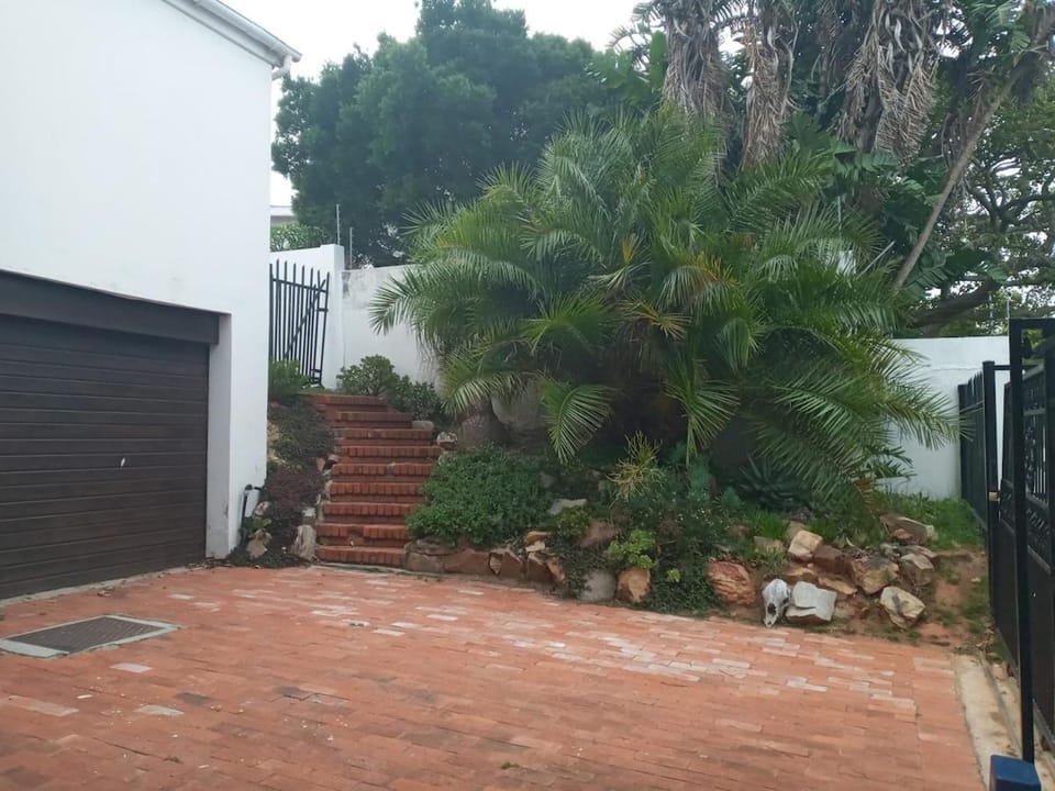 The Seabird Cottage Apartment in Port Elizabeth