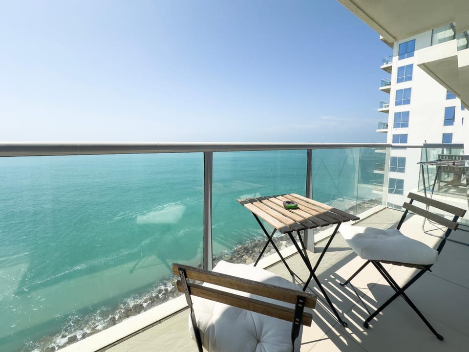 View (from property/room), Balcony/Terrace, Sea view