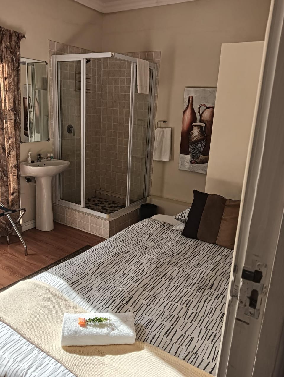 Table Mountain Guesthouse Bed and Breakfast in Western Cape
