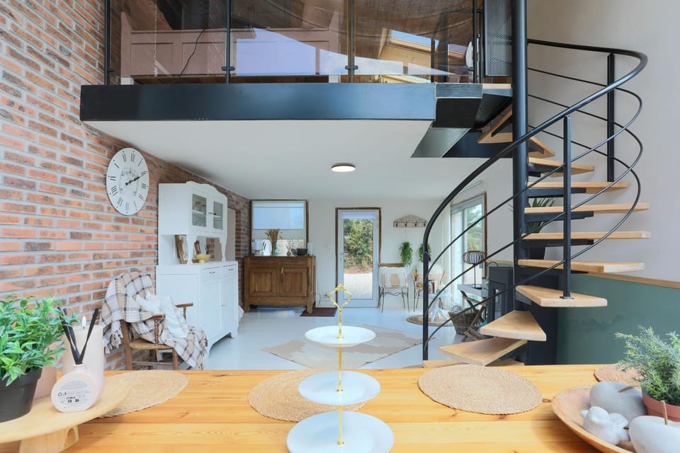 Property building, Living room