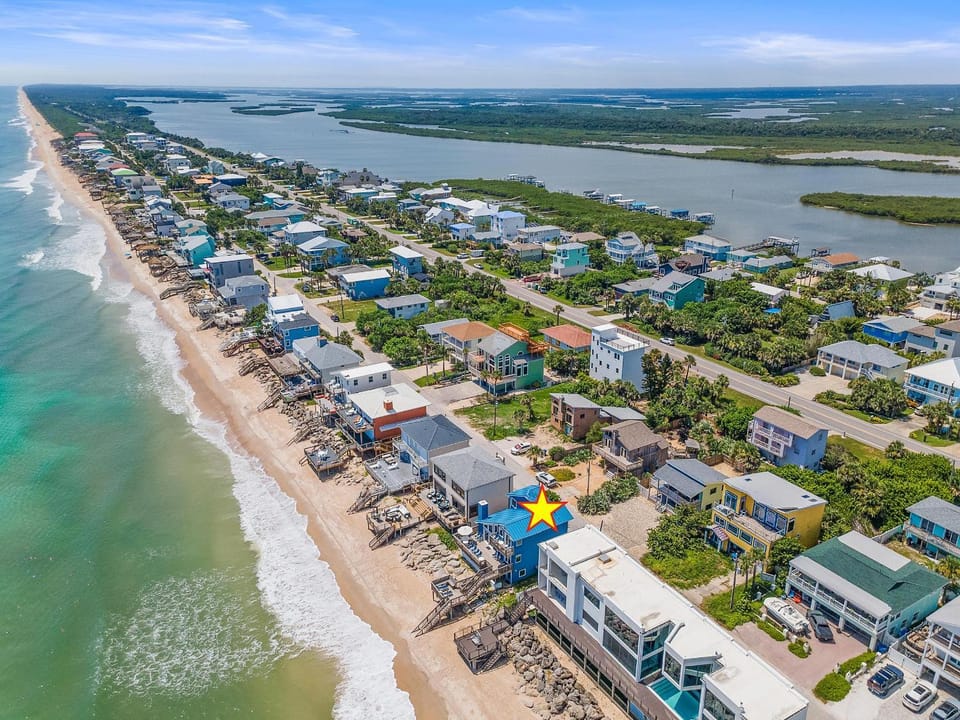 Dolphin House House in Florida