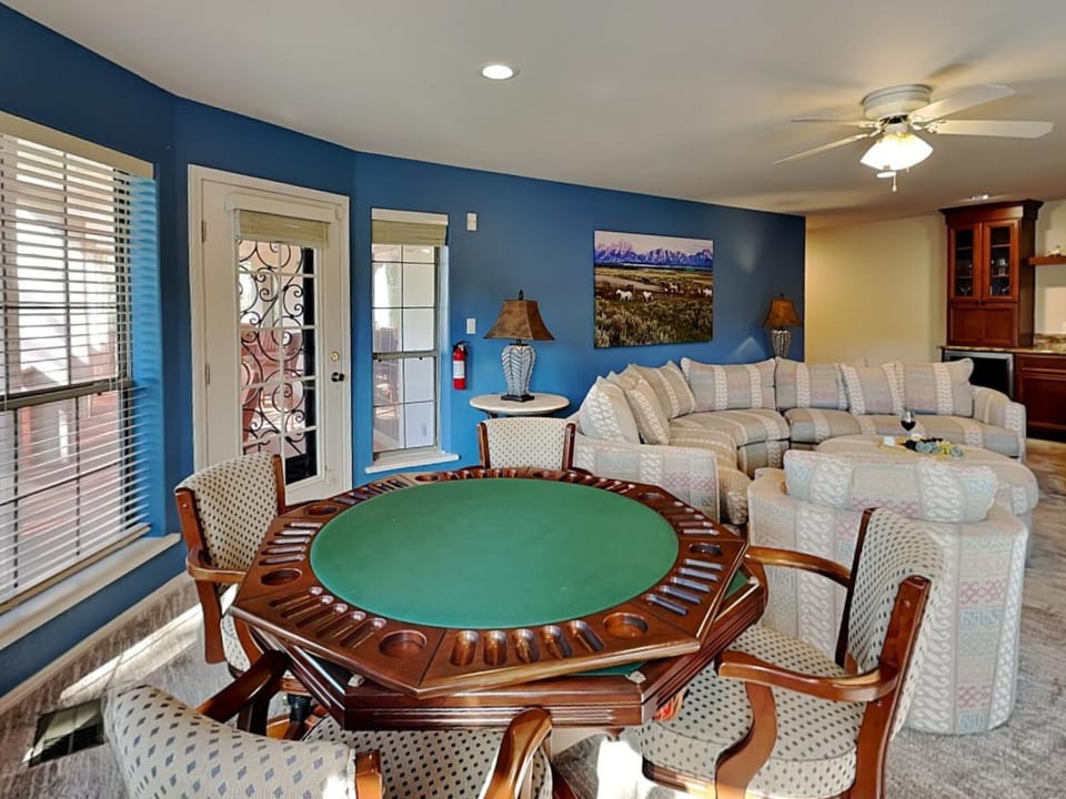 Game Room, Living room, Seating area, furniture