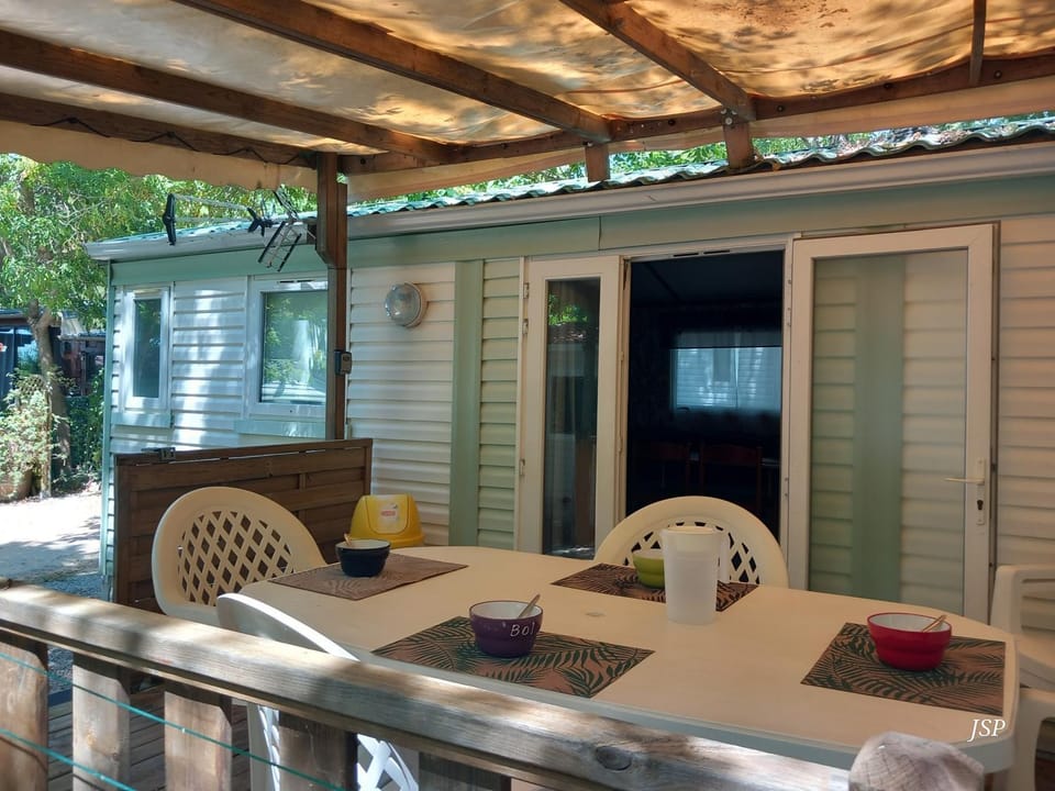 Balcony/Terrace, Dining area