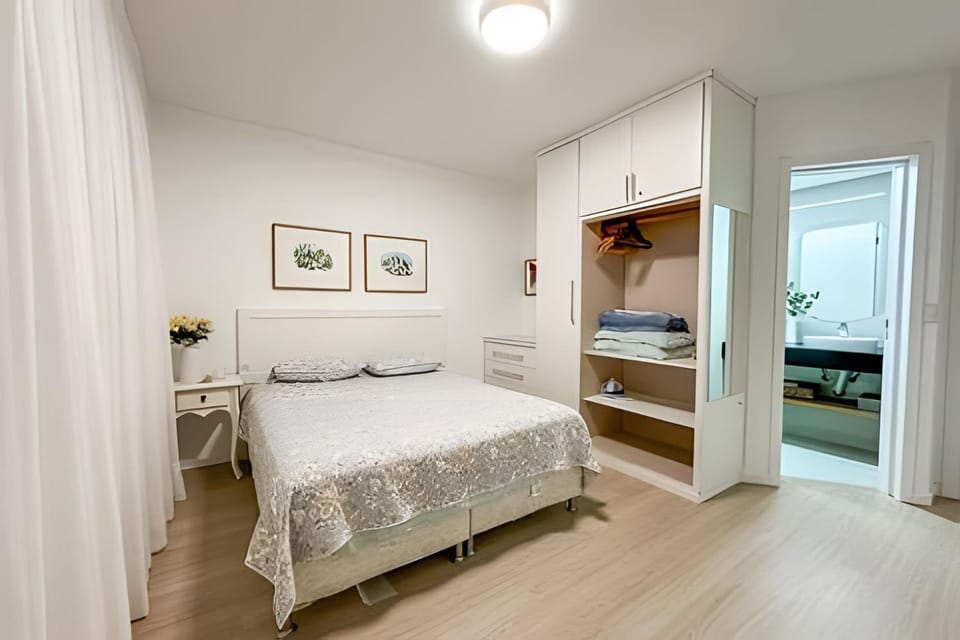Bed, Photo of the whole room, Bedroom, towels, wardrobe