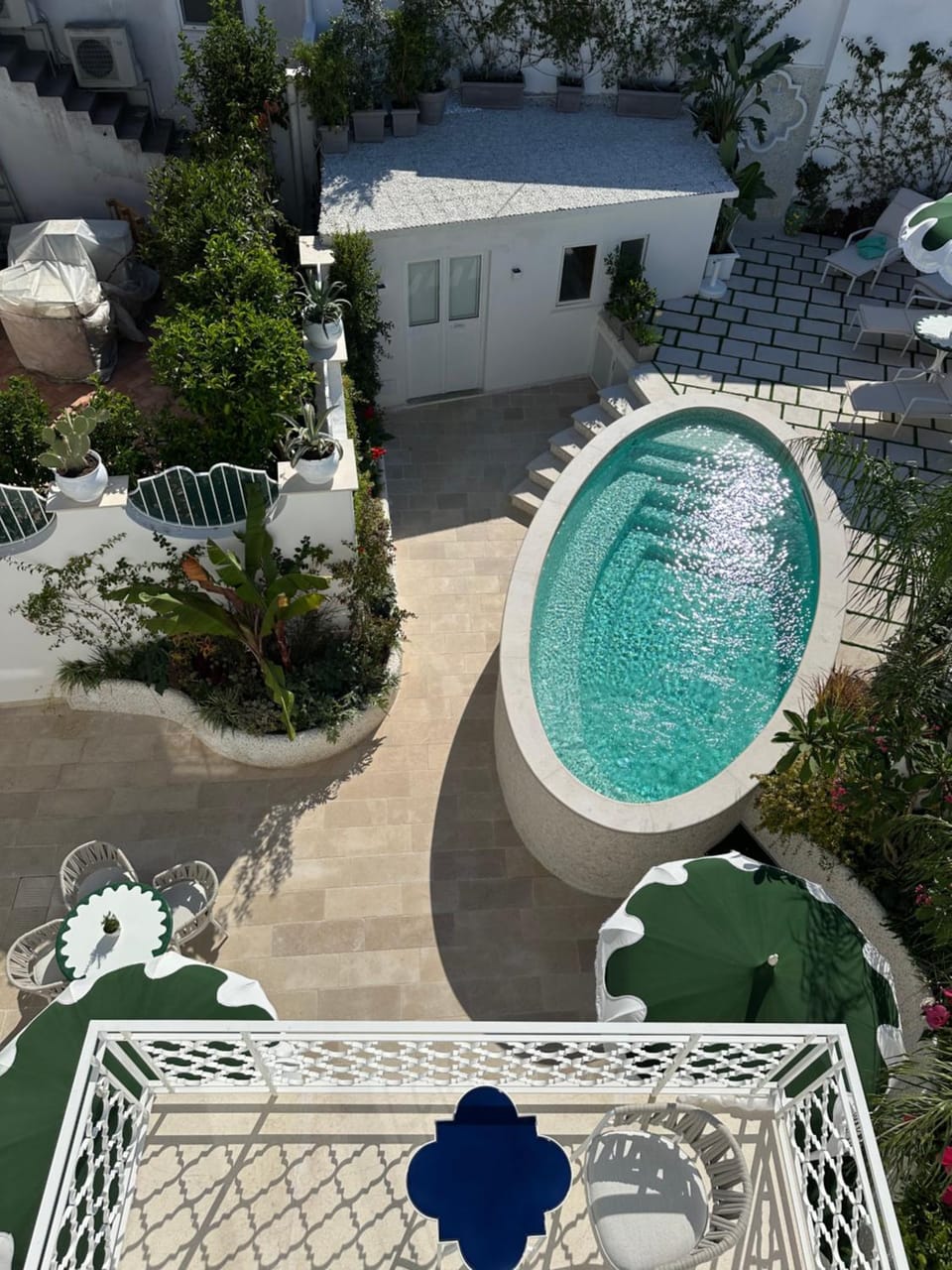 Pool view, Swimming pool