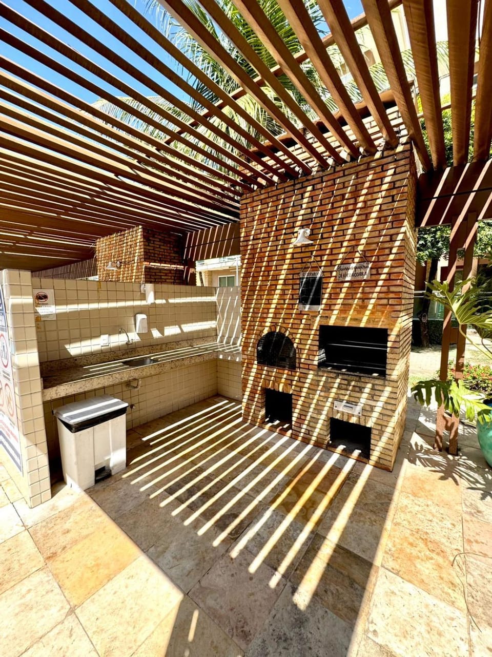 Day, BBQ facilities