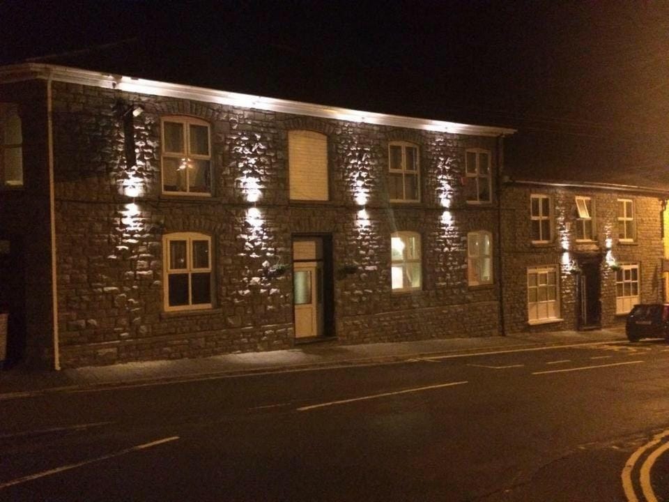 Dunraven Hotel Inn in Wales