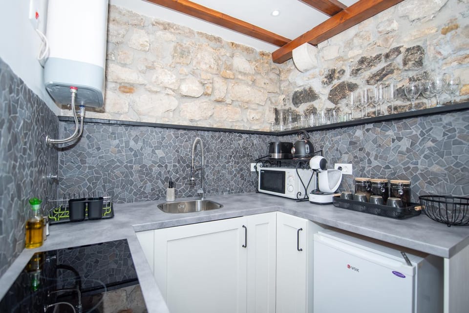 Cool stone house in the old town Apartment in Split
