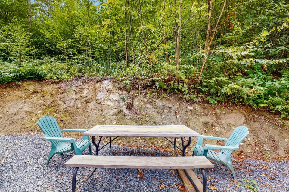 Tiny House at Sugarbush North: Adventure Hub! House in Fayston
