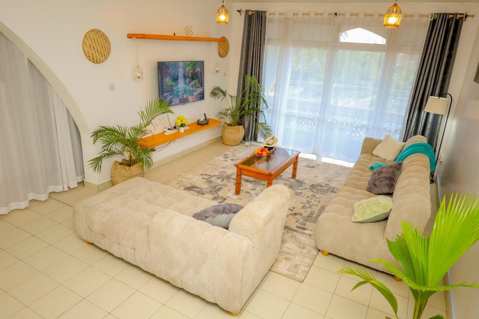 TV and multimedia, Photo of the whole room, Seating area
