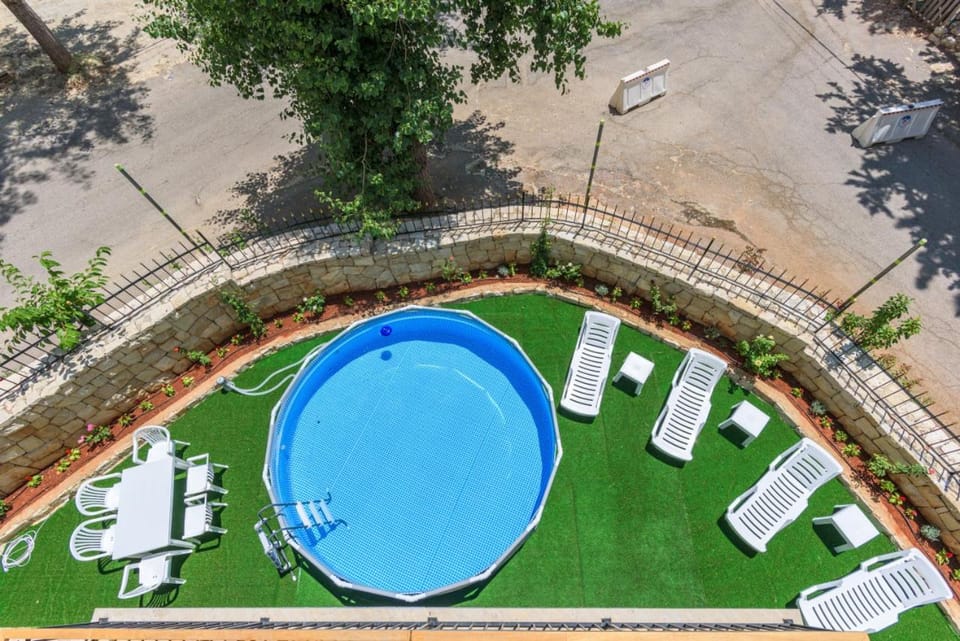 Day, Natural landscape, Garden, Garden view, Pool view, Swimming pool, sunbed