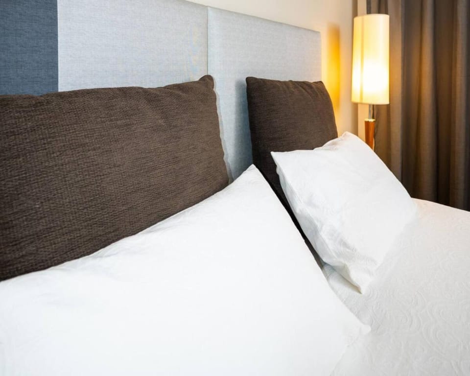One bedroom Hospitality Suite Apartment in Parramatta