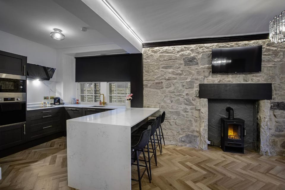 Dining area, fireplace, kitchen