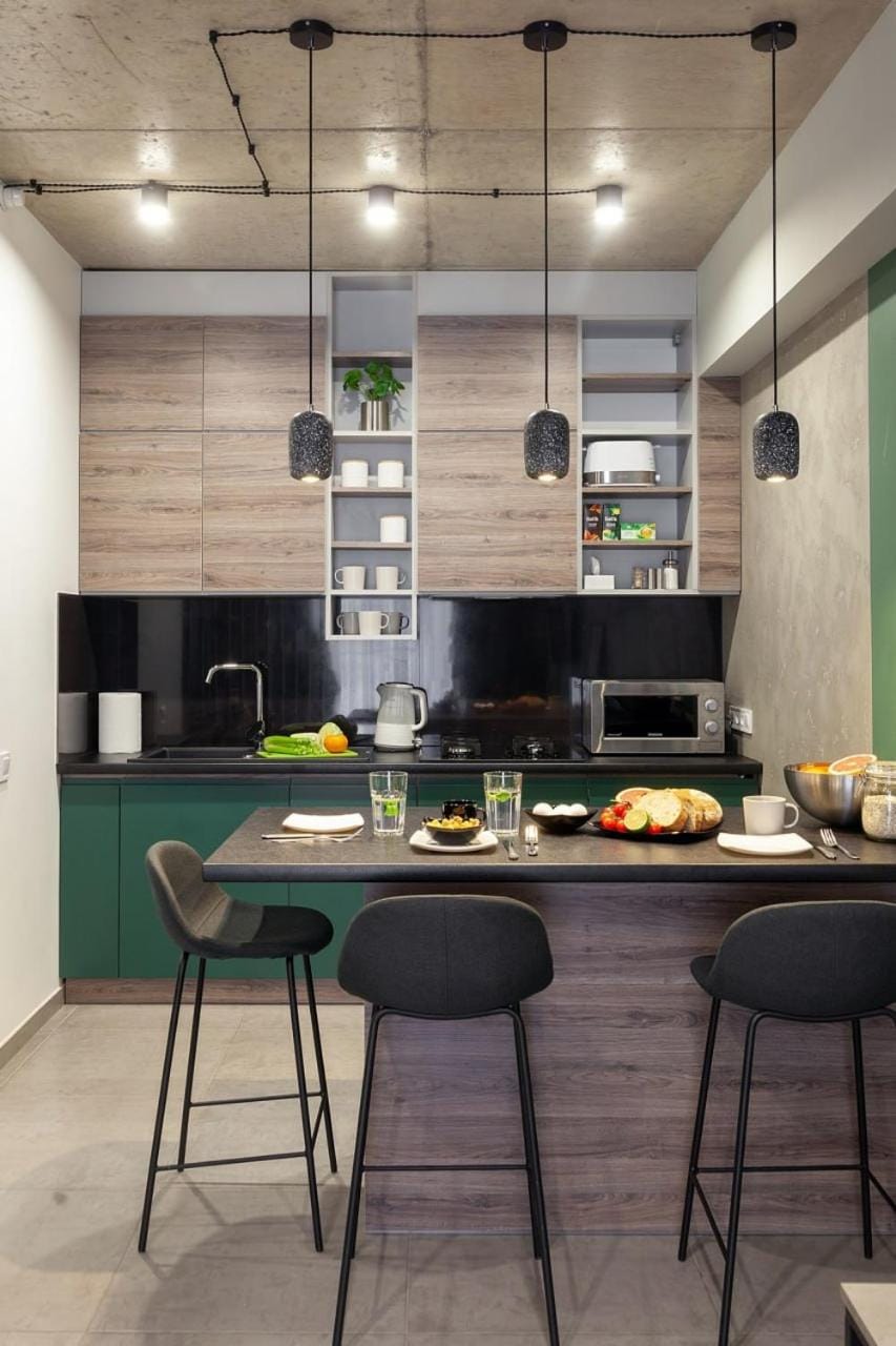 Coffee/tea facilities, Kitchen or kitchenette, Food and drinks, Dining area, toaster