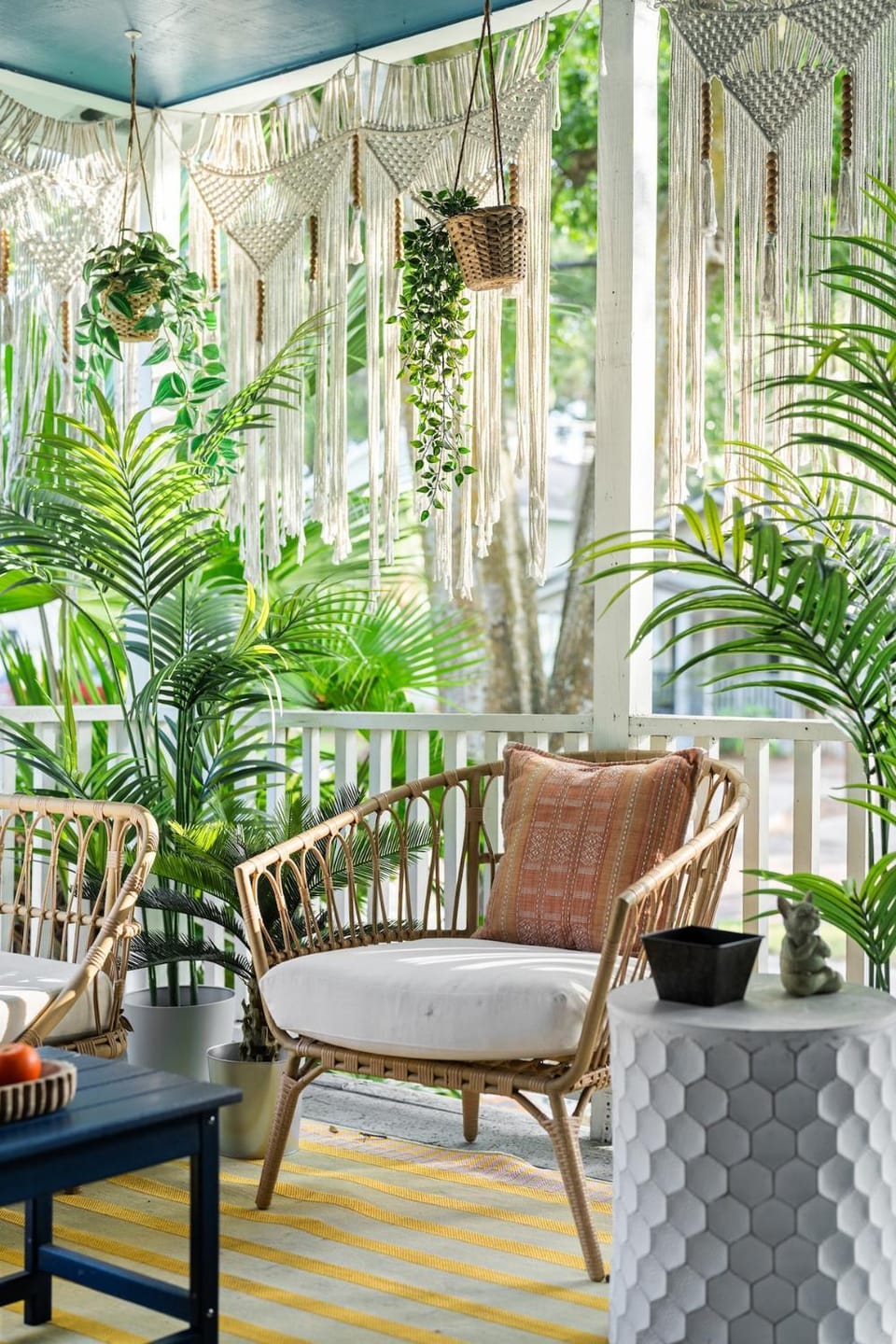 Patio, Spring, Day, Balcony/Terrace