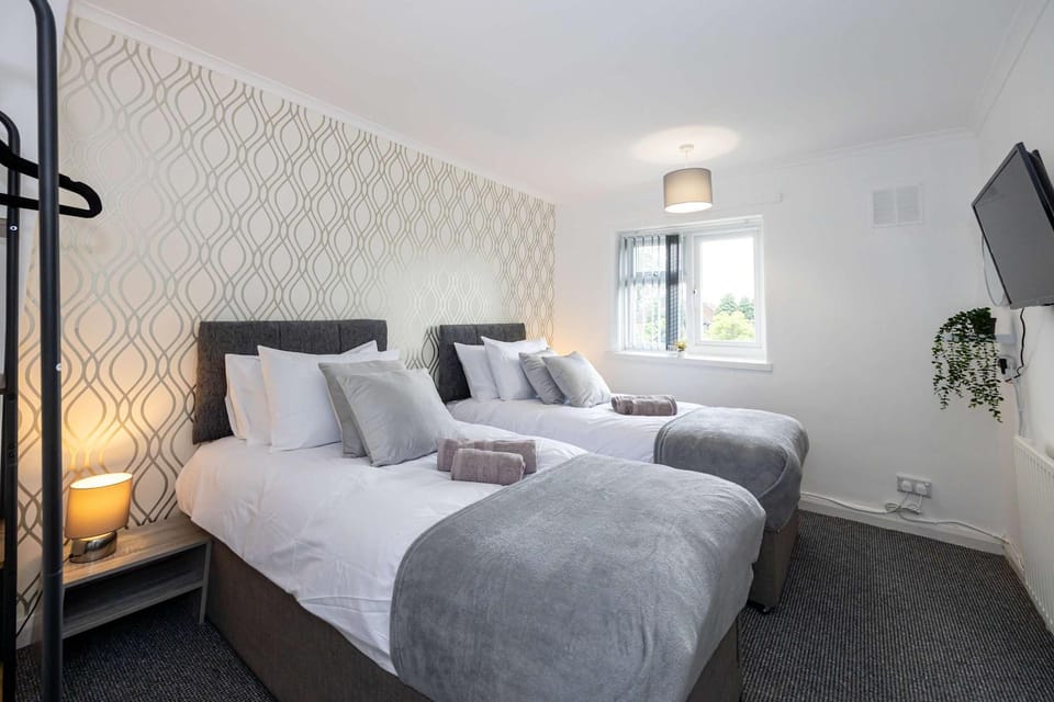 Bright and Modern 2 Bed Home w Garden in Liverpool Apartment in Liverpool