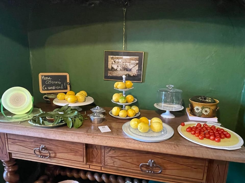 Restaurant/places to eat