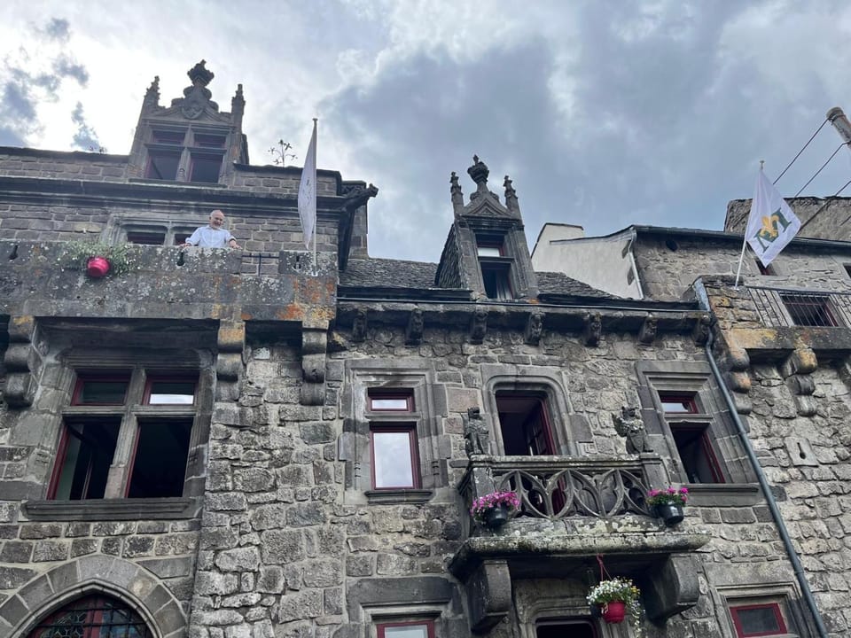 Property building, People