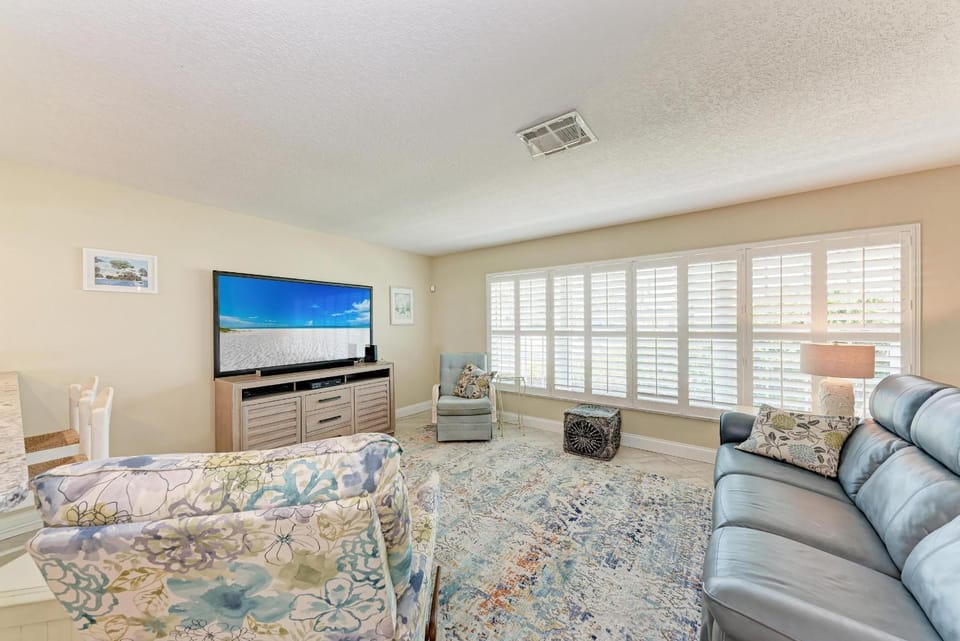 Forget Me Knot House in Bradenton