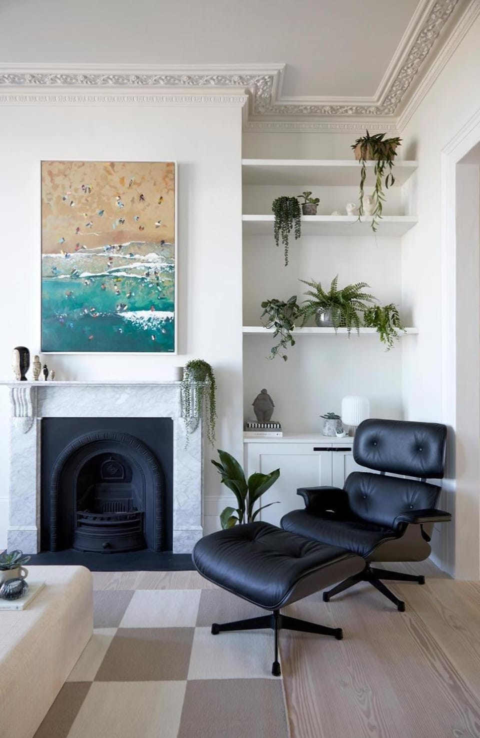 Living room, Seating area, fireplace