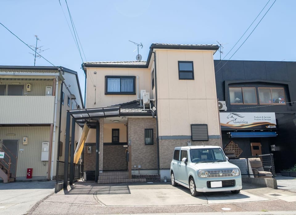 Property building, Parking