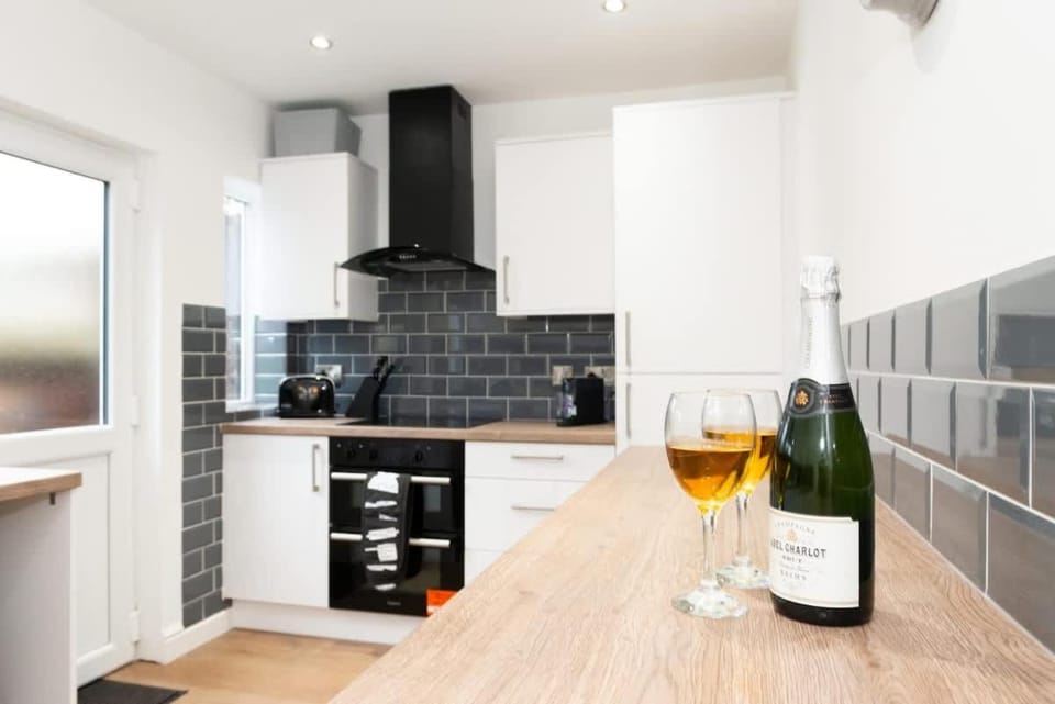 Argyle House Stunning 2 Bed Town Centre Home from Home with Private Parking House in Tamworth