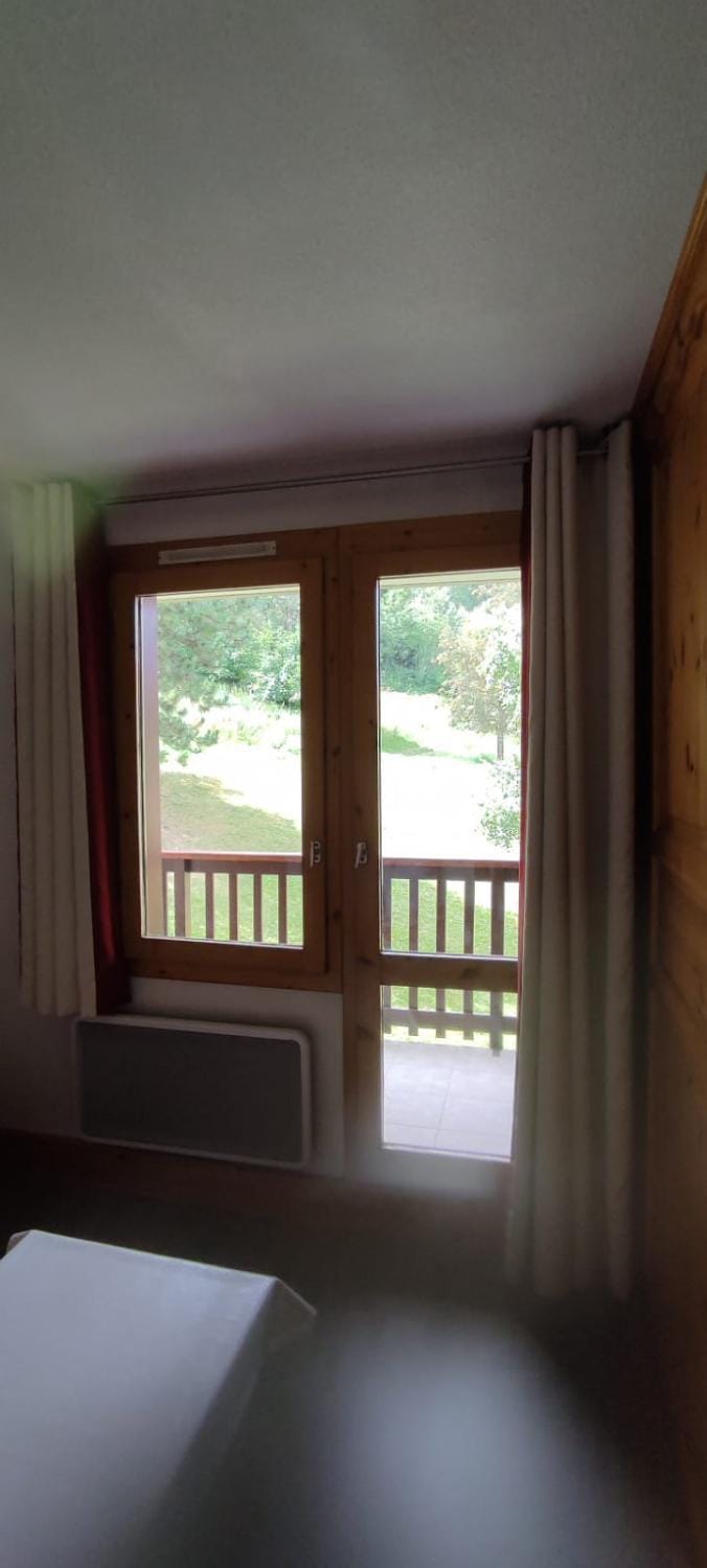 Studio divisible Montchavin draps serviettes torchons non fournis Ménage à faire Apartment in Landry