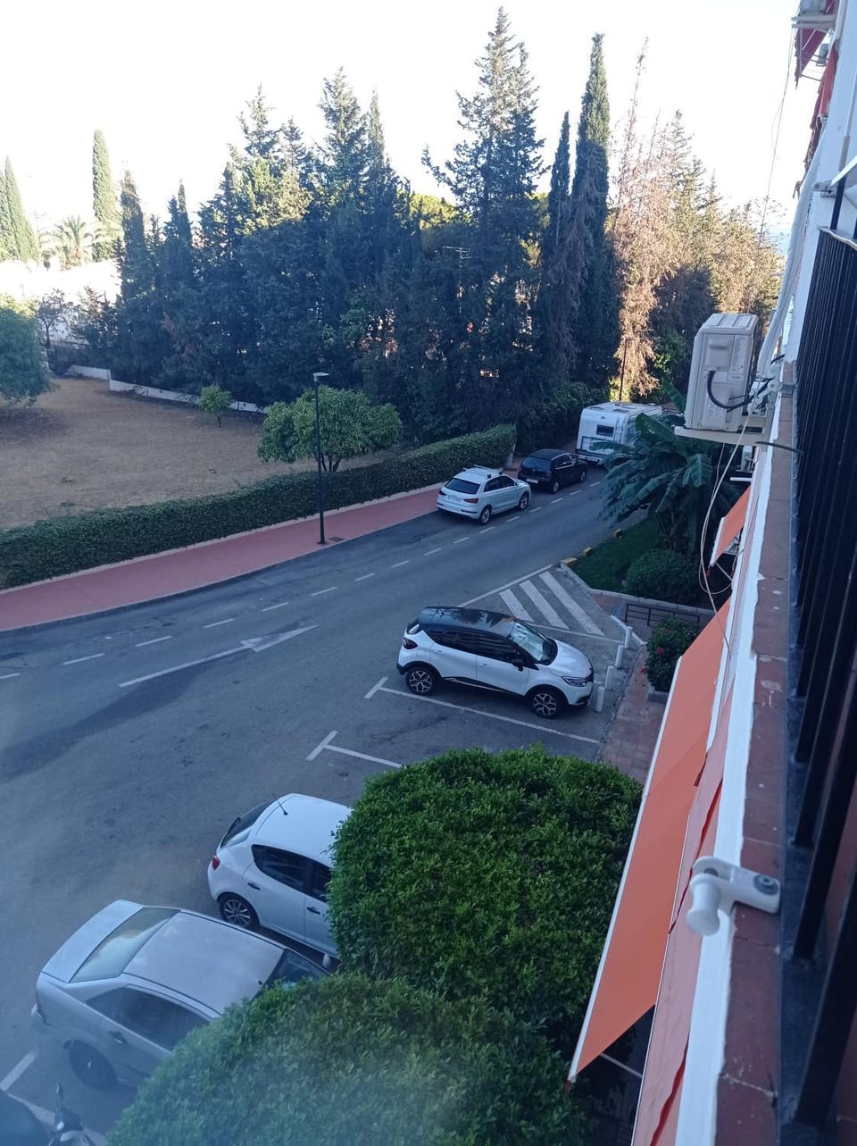 Neighbourhood, Street view, Parking