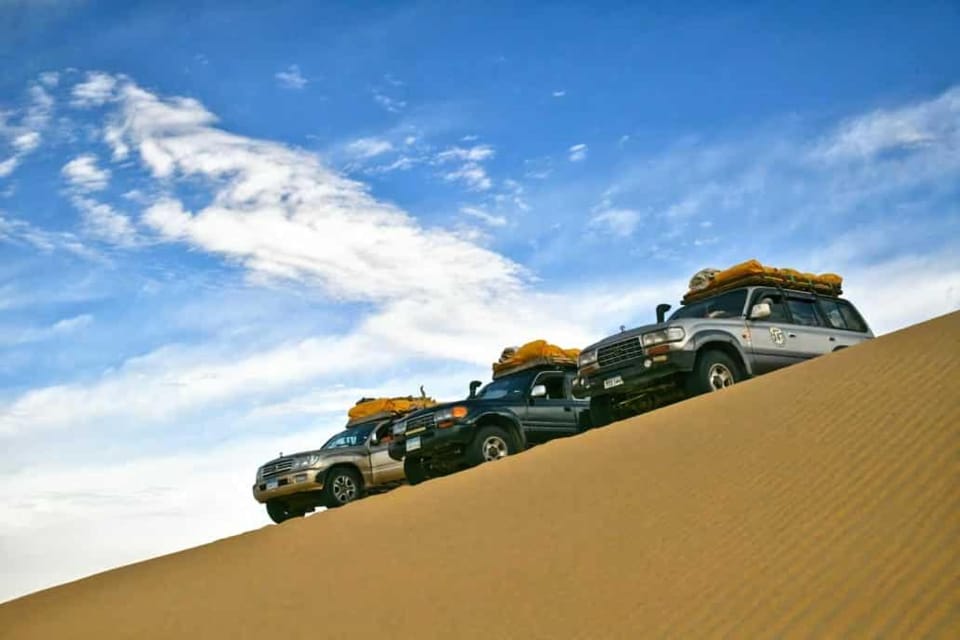 White & Black Desert Camping Luxury tent in Egypt
