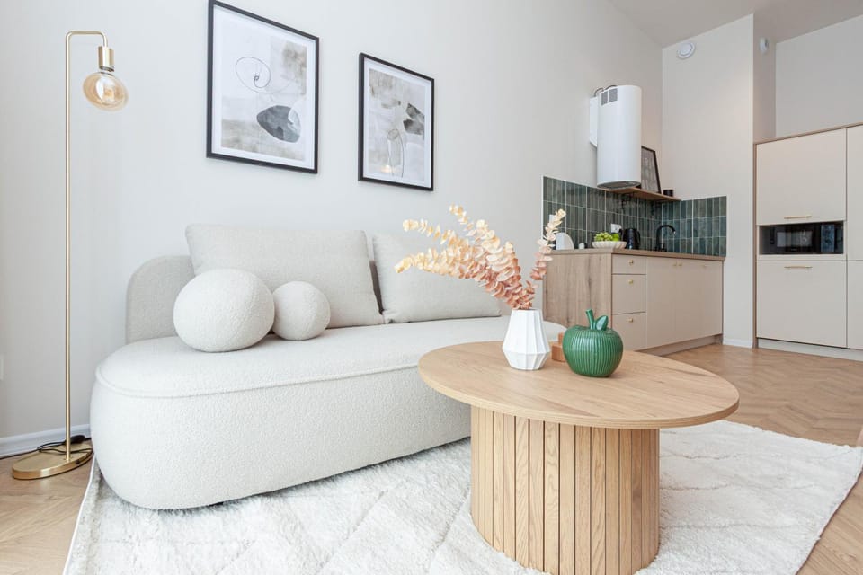 Kitchen or kitchenette, Living room, Seating area, stove