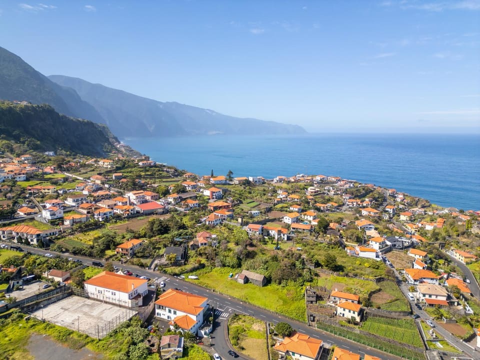 Villa Serrão, By OP House in Madeira District