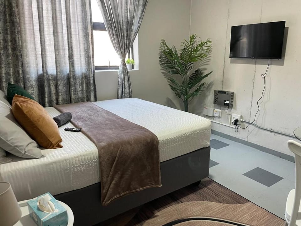 StayEasy in Maboneng Apartment in Johannesburg