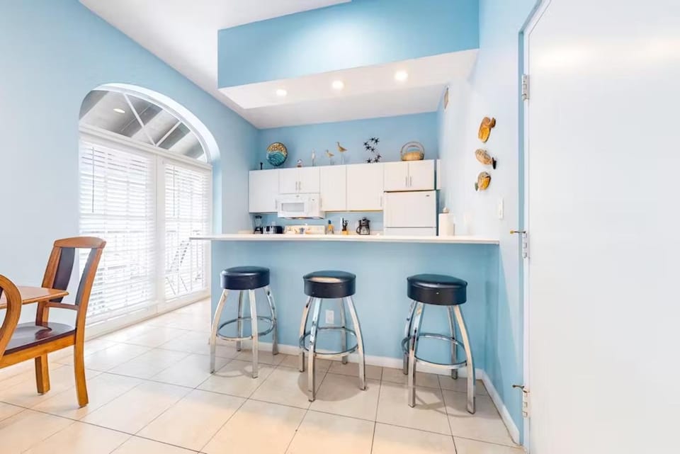 Coral Reef Suite Apartment in Key West