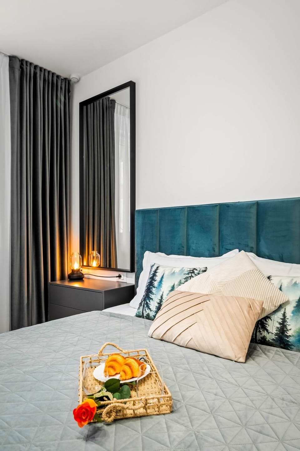 Bed, Living room, Seating area, Bedroom