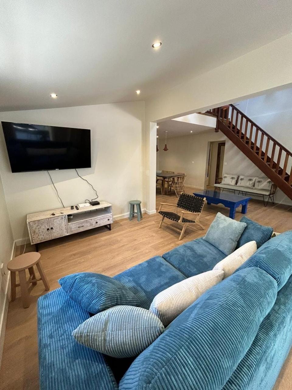 TV and multimedia, Living room