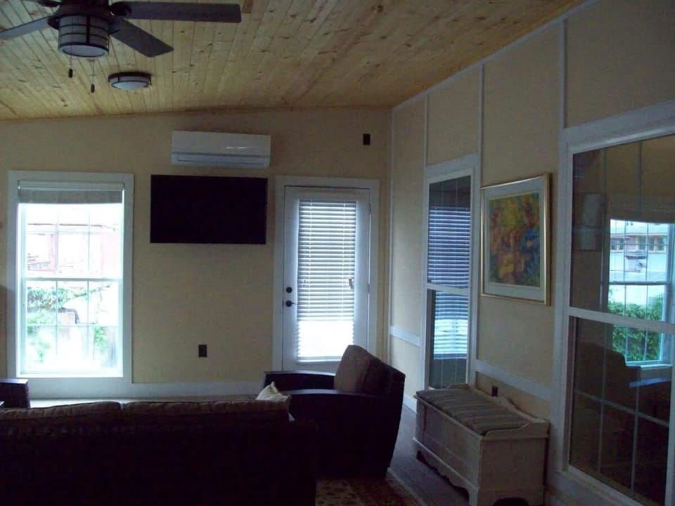 Large New Downtown Loft Apartment hotel in Macon