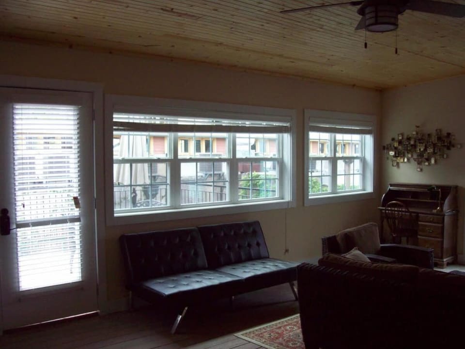 Large New Downtown Loft Apartment hotel in Macon
