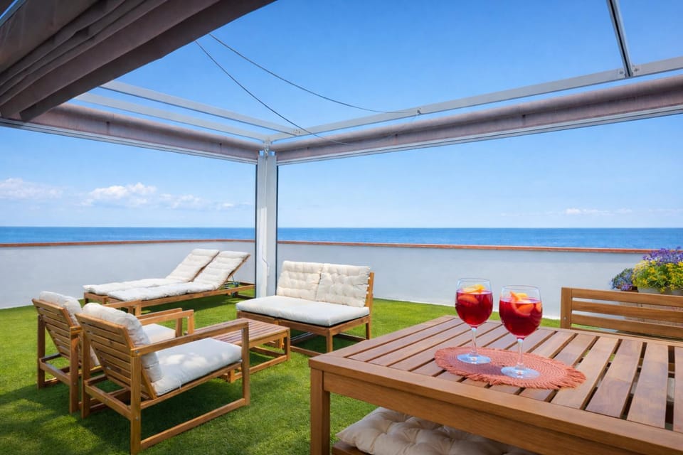 Patio, Day, Natural landscape, View (from property/room), Balcony/Terrace, Living room, Sea view, sunbed
