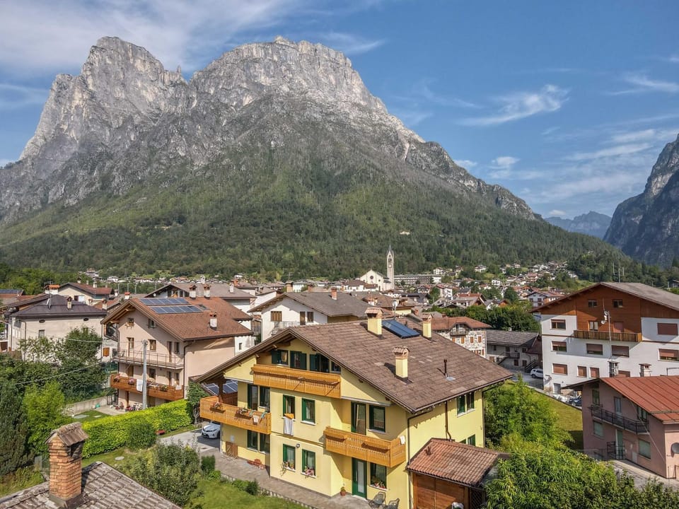 Property building, Day, Natural landscape, City view, Mountain view